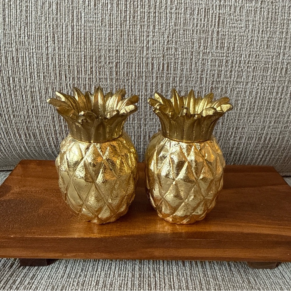 Pair of Vintage Pineapple Salt and Pepper shakers